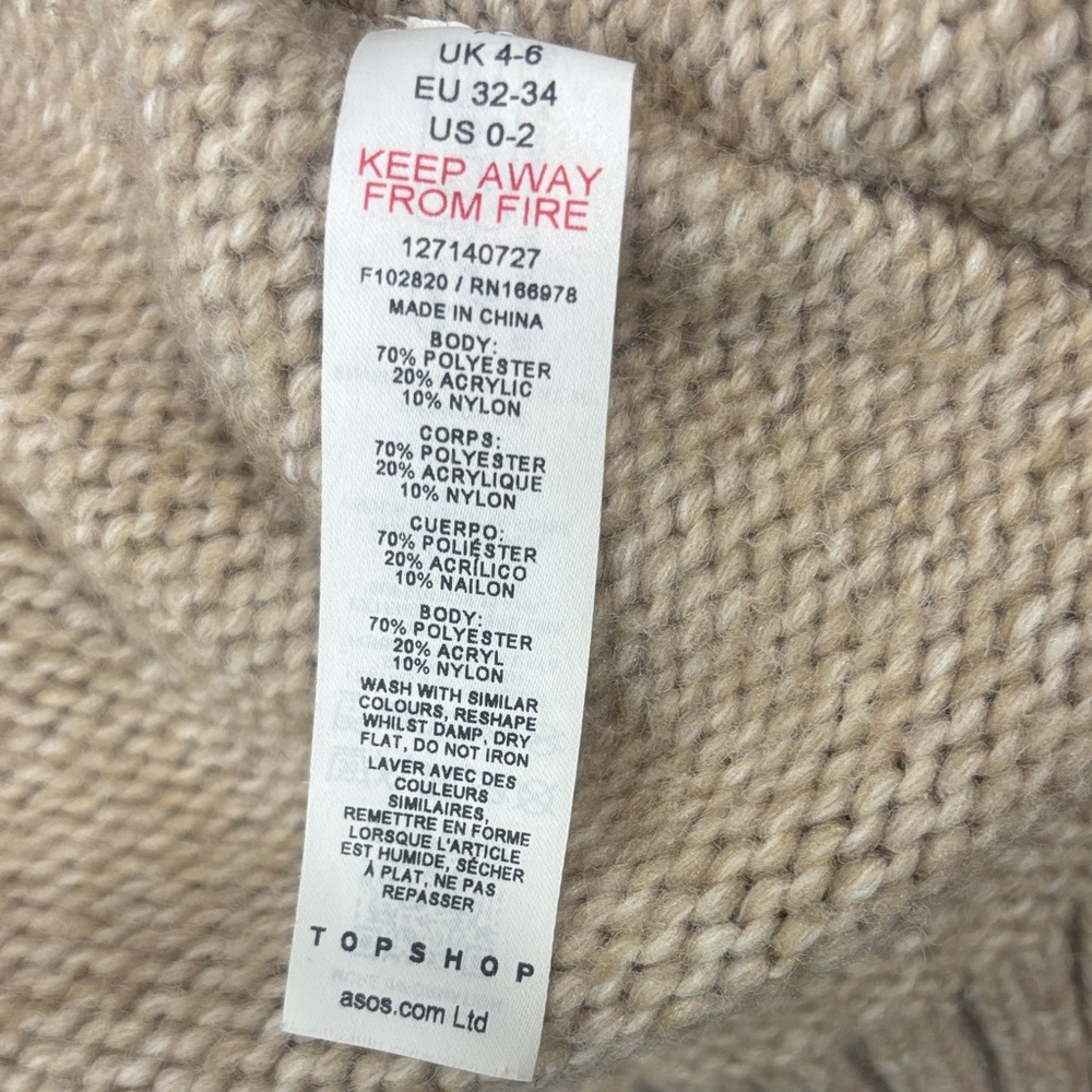 Topshop Beige V-Neck Sweater - Picture 13 of 13